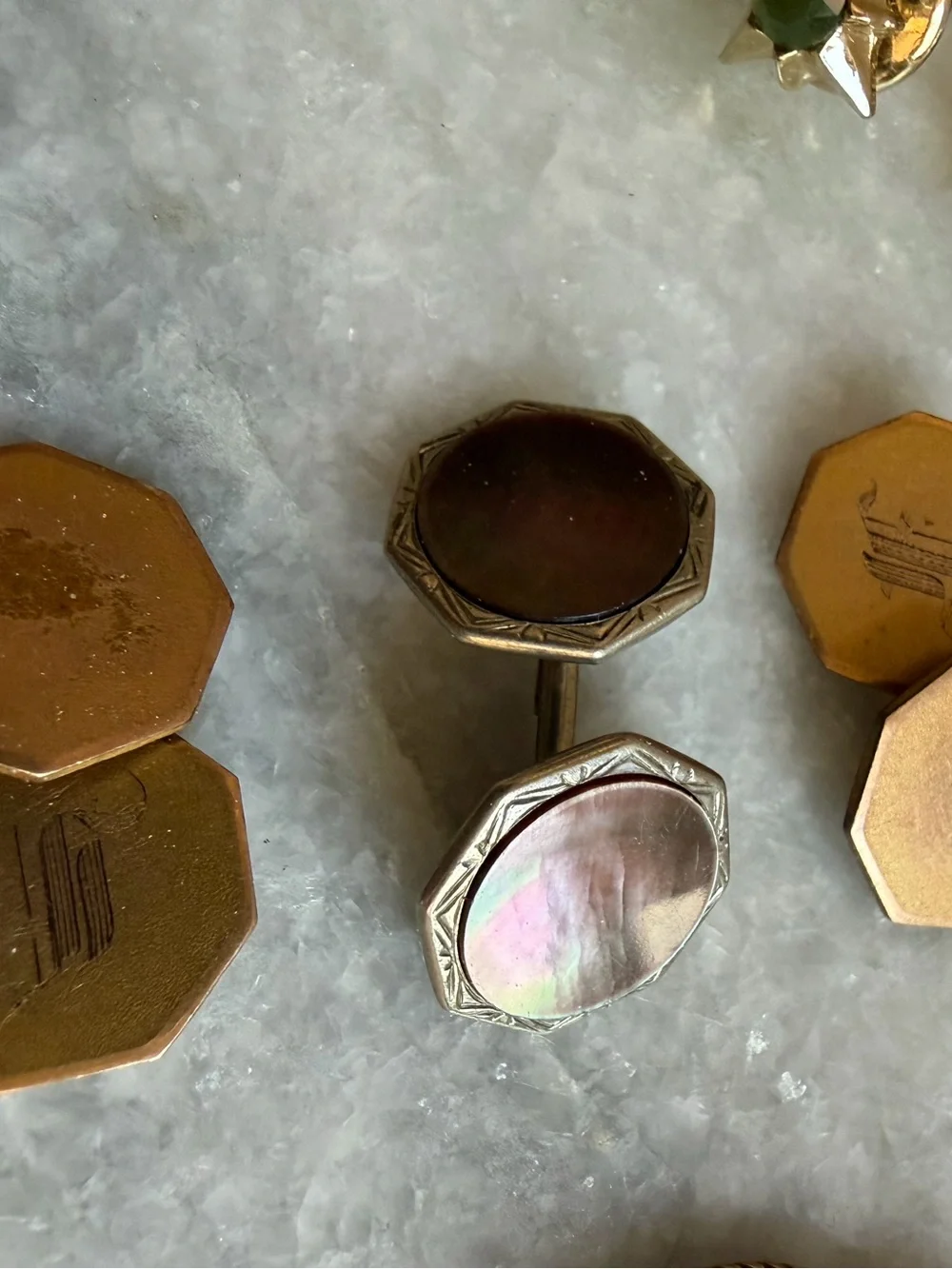 Men’s Accessory Vintage gold tone Mid Century cufflinks, tie clips, tie tack